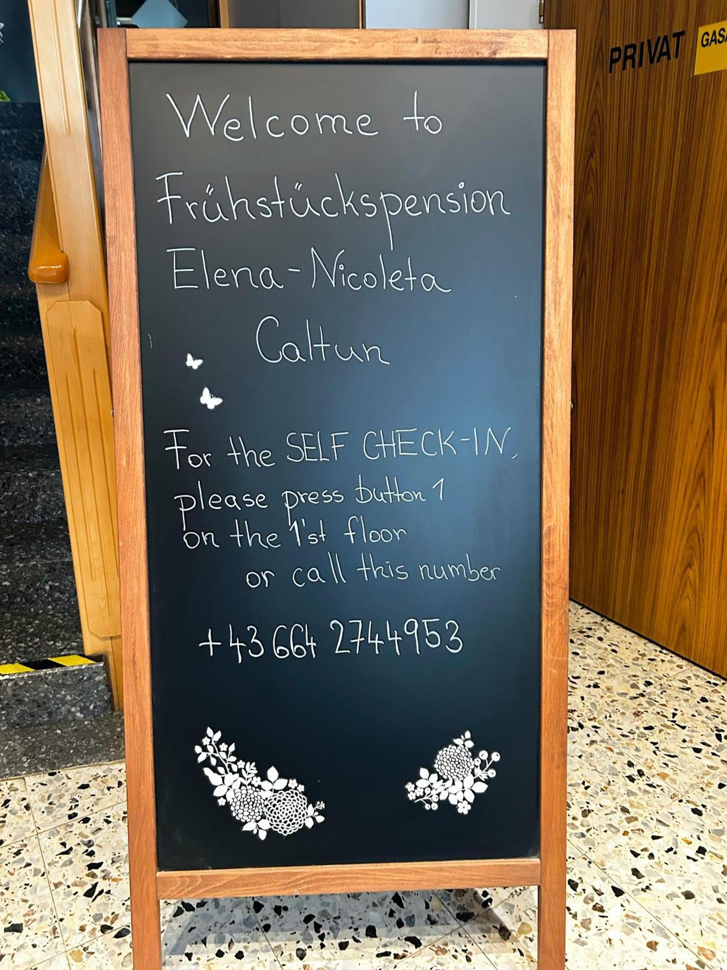 Fruehstueckspension Elena Nicoleta Caltun フィッシャムエント・ドルフ エクステリア 写真